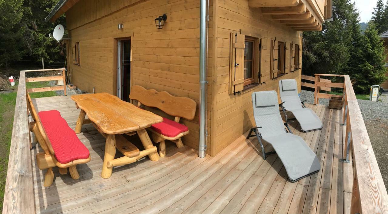 Almhaus & Almchalet Flattnitz Bagian luar foto
